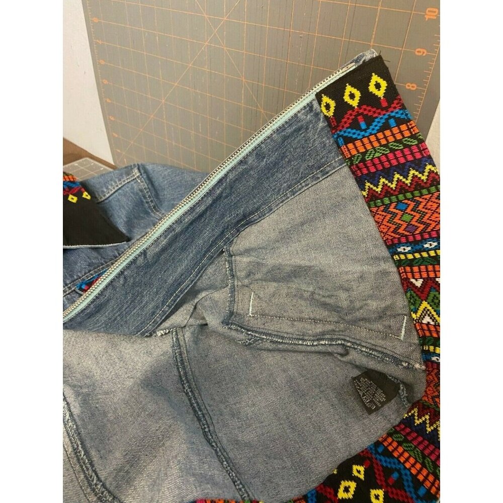 French Cuff Womens Denim Jacket With Colorful Embroidery Design Sz M/L ? - Picture 7 of 7